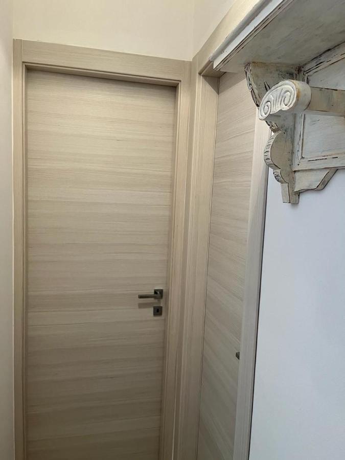 אוסטוני Villa Naomi מראה חיצוני תמונה